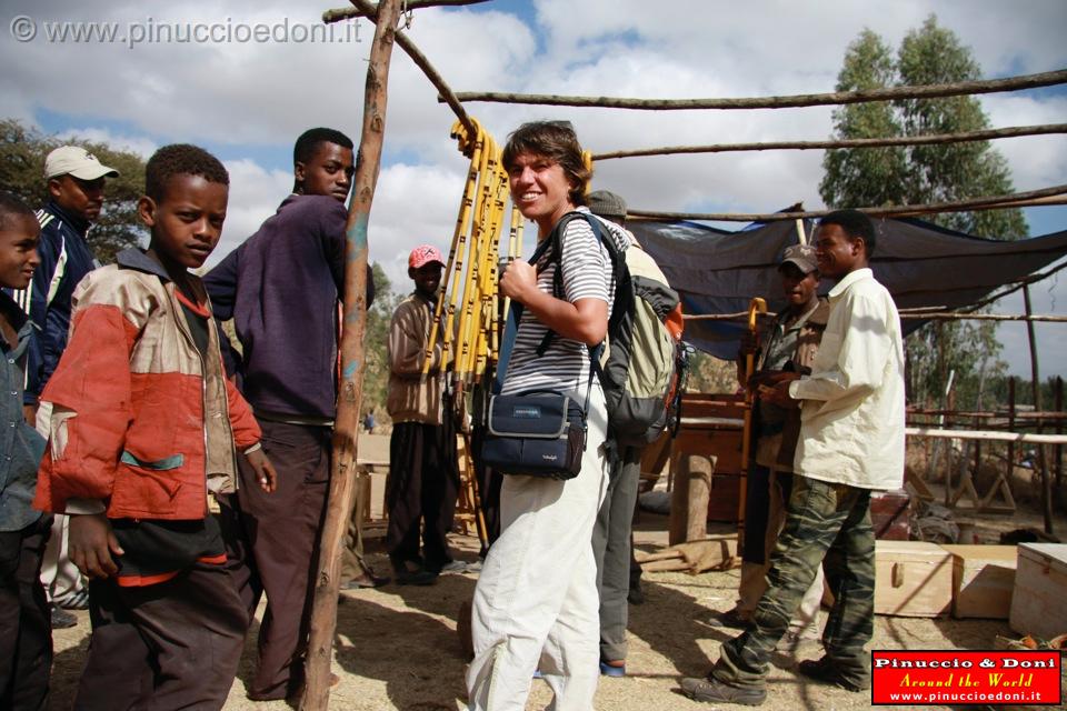 Ethiopia - Mercato lungo la strada per il sud - 25.jpg